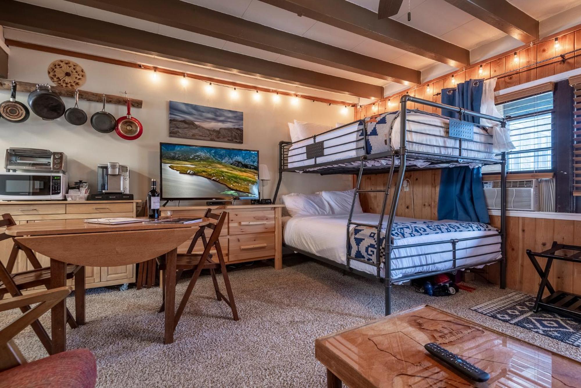 Mother Nature'S Inn Tahoe City Extérieur photo